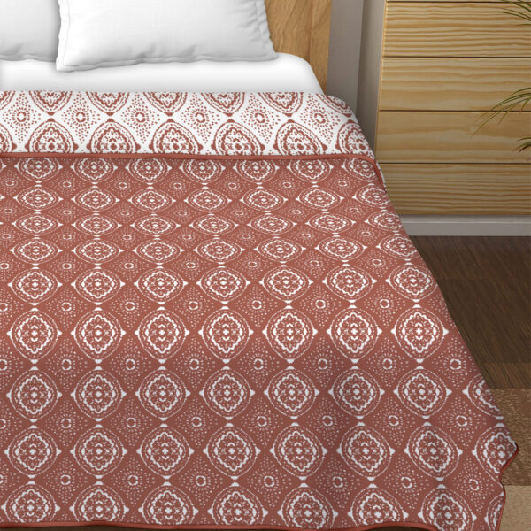 A double bed dohar is a type of bedding accessory that serves as a lightweight blanket or quilt.